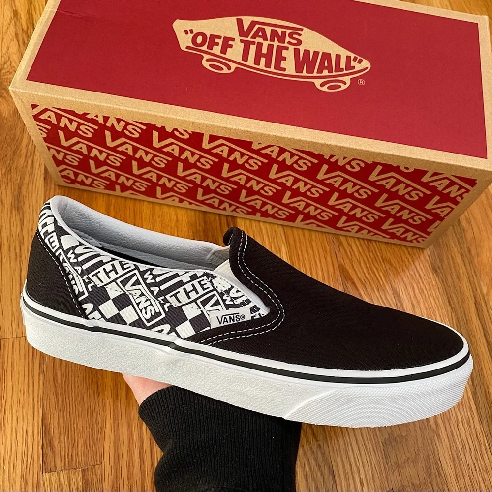 Vans Classic Slip On Women’s Sneakers - Picture 1 of 7